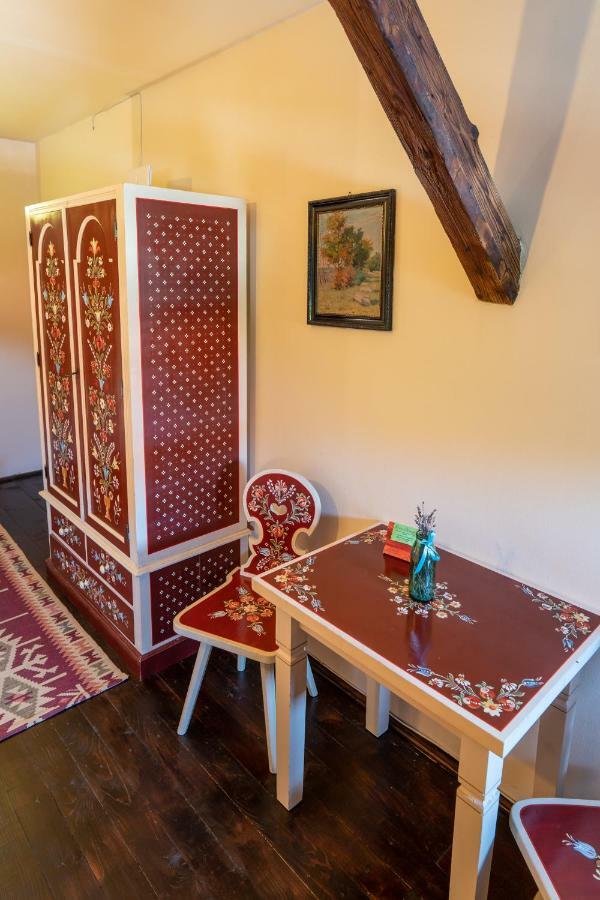 Hotel Casa Saseasca à Sighişoara Extérieur photo